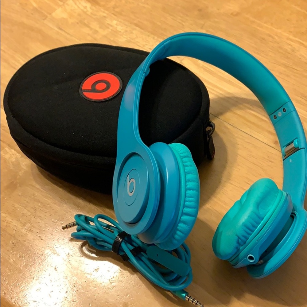 Beats wired headphones